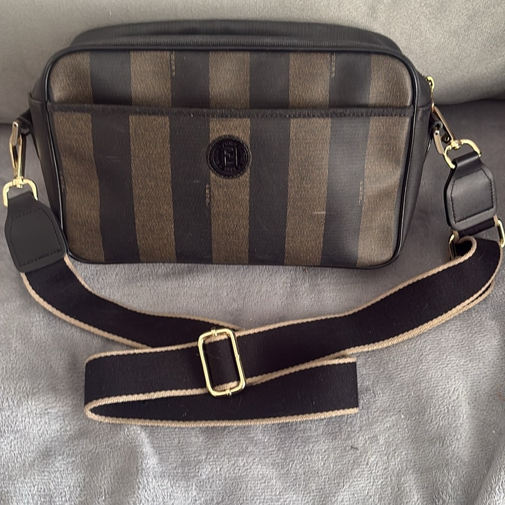 Vintage fendi peguin cross body or shoulder camera bag clutch.